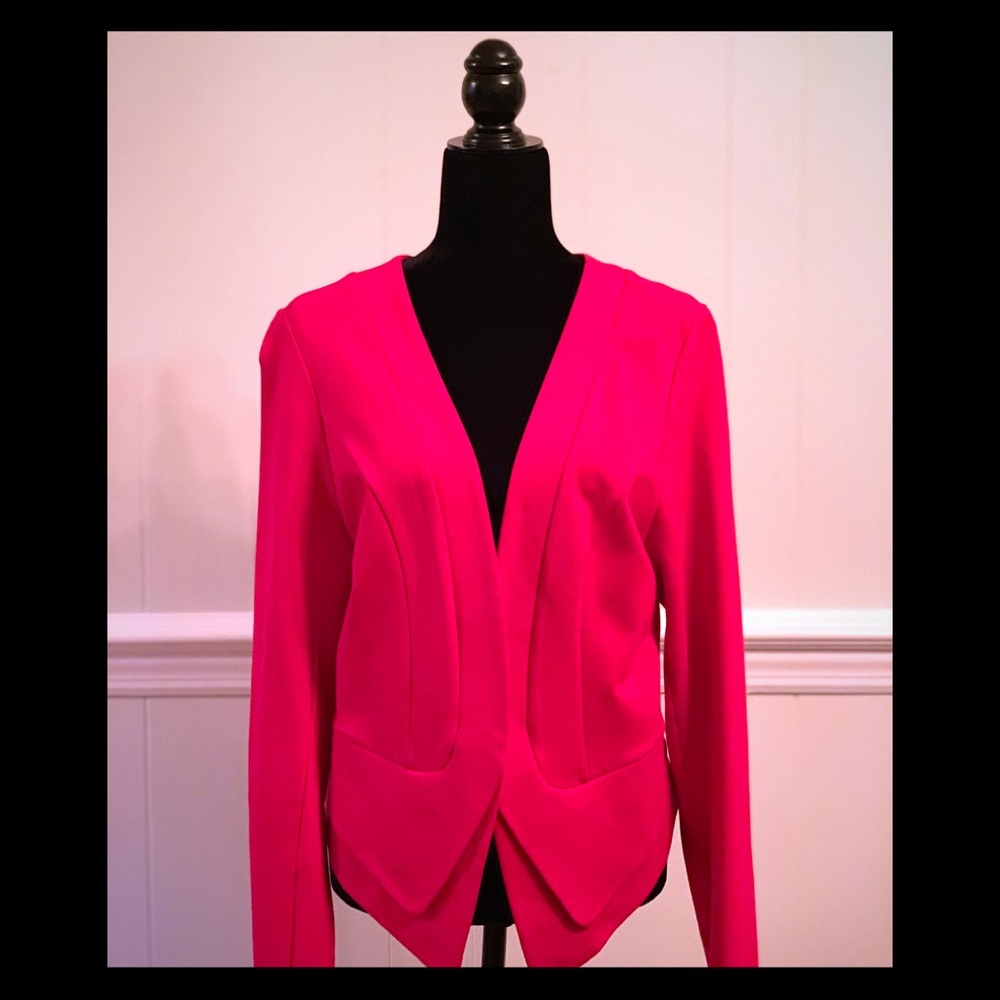 EUC- Fuchsia Fitted Blazer